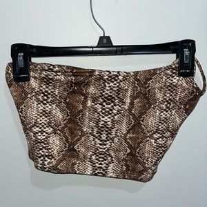 Single strap beige snake skin tank. Size Small.